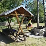 شقة Sagenwelt ثال